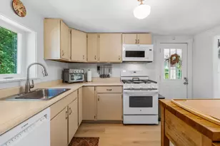 26 Ferry St, Winterport, ME 04496 - Photo 20