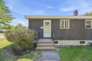 27 Marlboro Ave, Augusta, ME 04330 - Photo 4