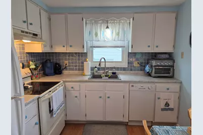1089 Post Road #4, Wells, ME 04090 - Photo 6