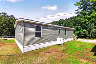 15 Stevens St, Sanford, ME 04073 - Photo 8