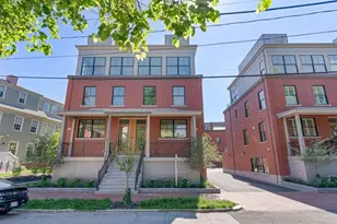 55 Carleton St, Portland, ME 04102 - Photo 8