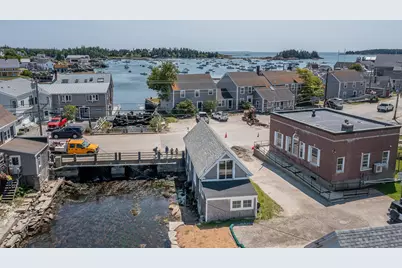10 Main Street, Vinalhaven, ME 04863 - Photo 4