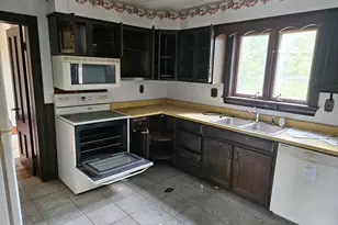 30 Pine St, Old Town, ME 04468 - Photo 4