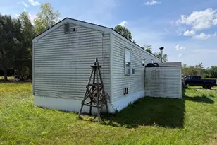 42 Booker Ln, Clinton, ME 04927 - Photo 8
