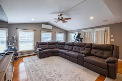 6 Champlain Avenue, Lewiston, ME 04240 - Photo 12
