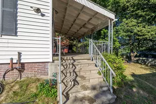 87 Gagne St, Lewiston, ME 04240 - Photo 6