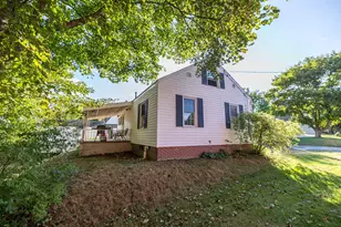 87 Gagne St, Lewiston, ME 04240 - Photo 44