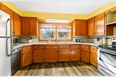 28 Arkwright Avenue, Lewiston, ME 04240 - Photo 6