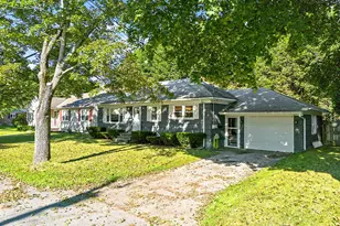 28 Arkwright Ave, Lewiston, ME 04240 - Photo 1