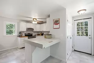 623 Country Club Rd, Sanford, ME 04073 - Photo 2
