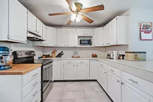 623 Country Club Rd, Sanford, ME 04073 - Photo 4