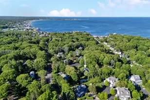 589 York St, York, ME 03909 - Photo 2