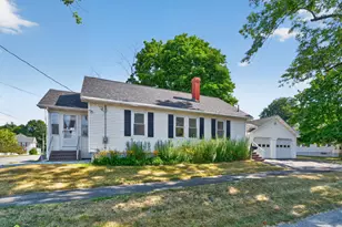 54 14th St, Bangor, ME 04401 - Photo 2