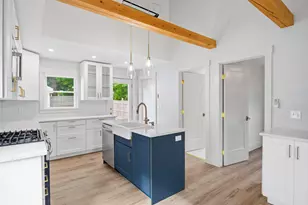 16 Lowell St, South Portland, ME 04106 - Photo 8