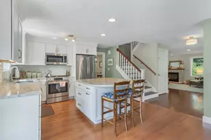 435 Mitchell Rd, Cape Elizabeth, ME 04107 - Photo 6