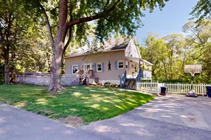 20 Johnson St, Lewiston, ME 04240 - Photo 2