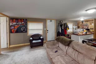 11 Clifford Ln, Lincoln, ME 04457 - Photo 6