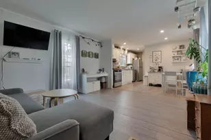 10 Primrose Ln, Brunswick, ME 04011 - Photo 1