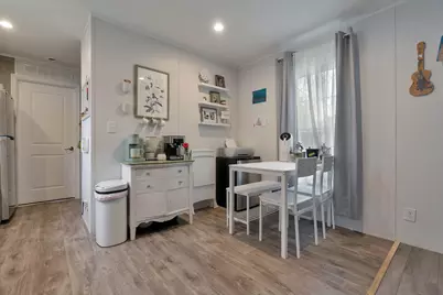 10 Primrose Lane, Brunswick, ME 04011 - Photo 2