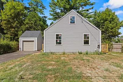 27 Chamberlain Avenue, Brunswick, ME 04011 - Photo 2