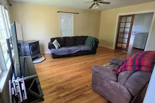 37 Chandler St, Houlton, ME 04730 - Photo 20