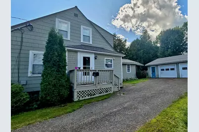 37 Chandler Street, Houlton, ME 04730 - Photo 4