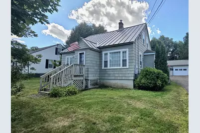 37 Chandler Street, Houlton, ME 04730 - Photo 2