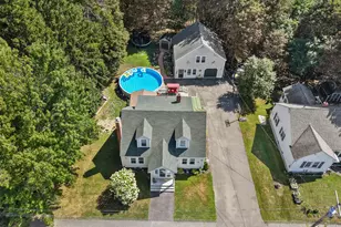 9 Chadwick St, Winslow, ME 04901 - Photo 2