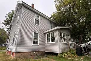 43 Park St, Madison, ME 04950 - Photo 2