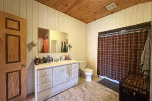 17 S Chester Rd, Manchester, ME 04457 - Photo 20