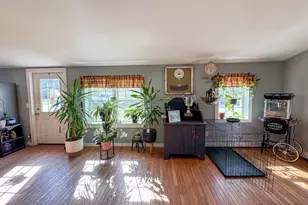17 S Chester Rd, Manchester, ME 04457 - Photo 10