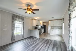 72 Village Dr, Lewiston, ME 04240 - Photo 16