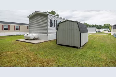 72 Village Drive, Lewiston, ME 04240 - Photo 4
