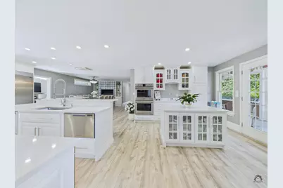 18 Charles Street, Manchester, ME 04351 - Photo 30
