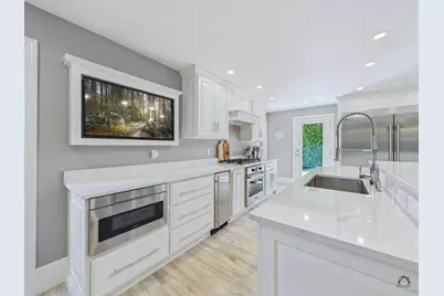 18 Charles Street, Manchester, ME 04351 - Photo 32