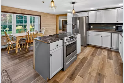 2846 Ohio Street, Glenburn, ME 04401 - Photo 16
