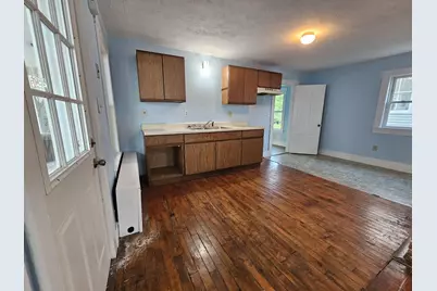 14 Hammond Street, Sanford, ME 04073 - Photo 2