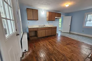 14 Hammond St, Sanford, ME 04073 - Photo 2