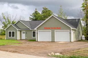 15 Blue Sky Dr, Levant, ME 04456 - Photo 2