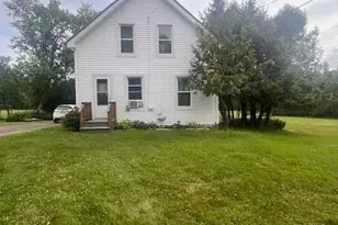 11 Joseph St, Houlton, ME 04730 - Photo 1