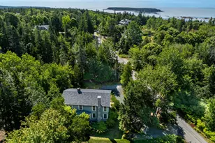 16 Steamboat Ln, Winter Harbor, ME 04693 - Photo 4