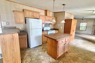 30 Oak St, Oakland, ME 04963 - Photo 4