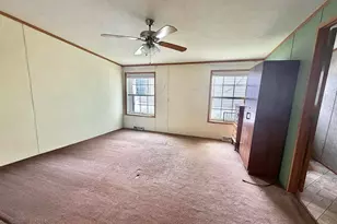 30 Oak St, Oakland, ME 04963 - Photo 12