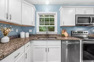 16 Finn Parker Rd, Gorham, ME 04038 - Photo 4