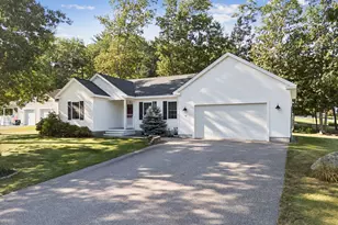 12 Cornerstone Dr, Biddeford, ME 04005 - Photo 2