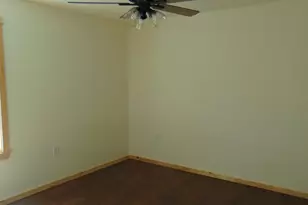 17 Edwards St, Lincoln, ME 04457 - Photo 8
