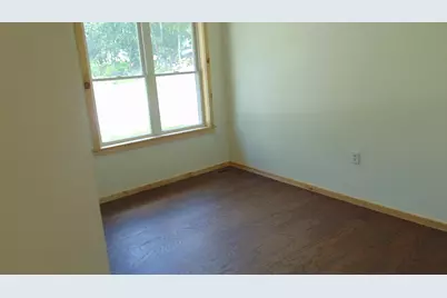 17 Edwards Street, Lincoln, ME 04457 - Photo 6