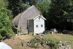 77 Doe Cir, Sedgwick, ME 04676 - Photo 2
