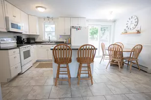 54 Essex St, Sanford, ME 04073 - Photo 6