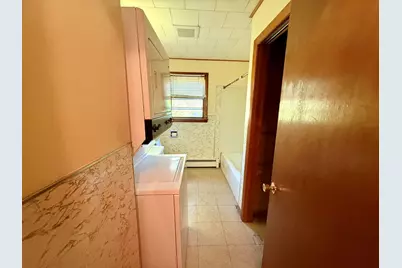 43 Edwards Street, Lincoln, ME 04457 - Photo 10